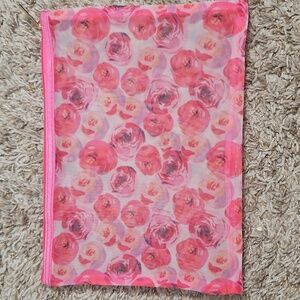 Nanette Lepore Floral Mesh Zip Pouch / Cosmetic Bag – Pink Rose Print
